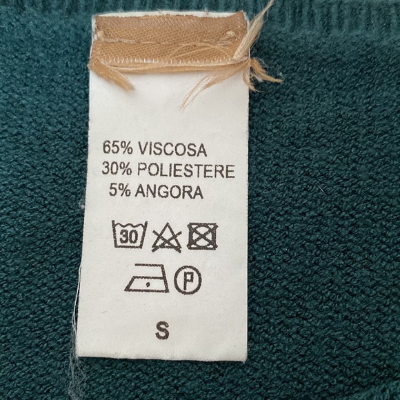 Maryley knit sweater - Picture 10 of 11